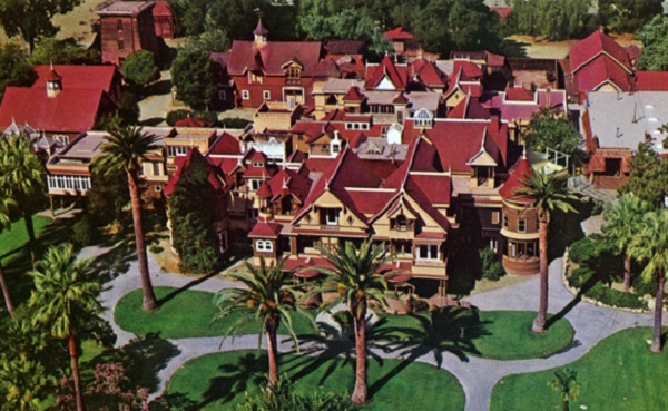 Winchester_Mystery_House_San_Jose_CA_C31107