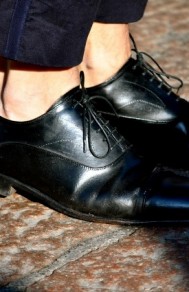 Black shoes no socks