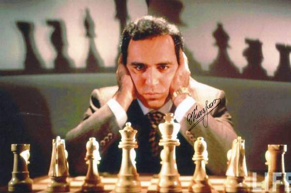 Táticas de Xeque-Mate : Garry Kasparov: : Libros