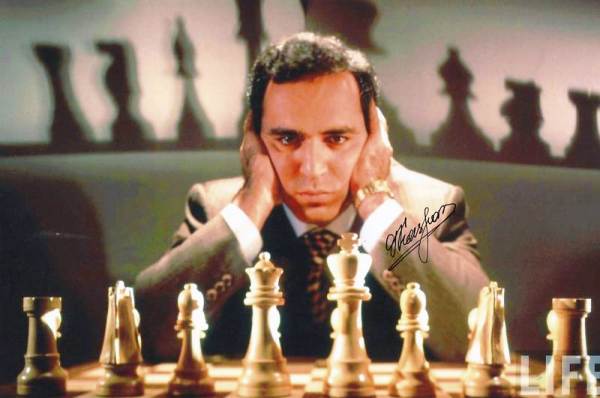 PARTIDA MINIATURA DE XADREZ KASPAROV X TALMANOV 