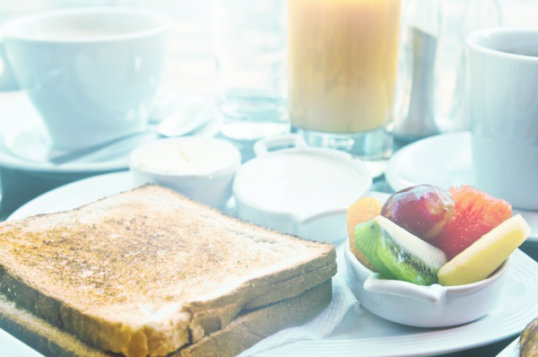 Como montar um café-da-manhã equilibrado