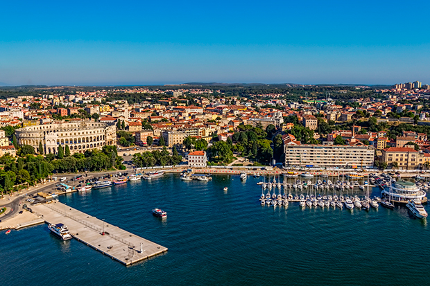 croacia-rota-do-mediterraneo-el-hombre