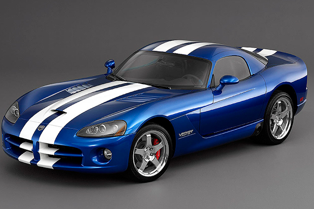 dodge-viper-el-hombre