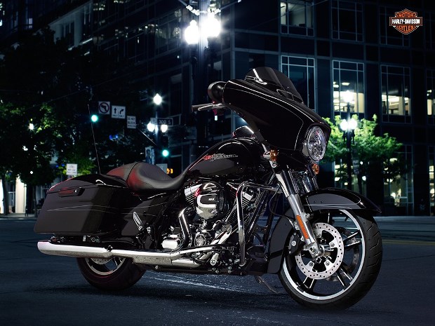 Touring Street Glide Special