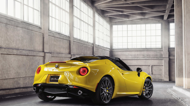 2015-alfa-romeo-4c-spider-04-1