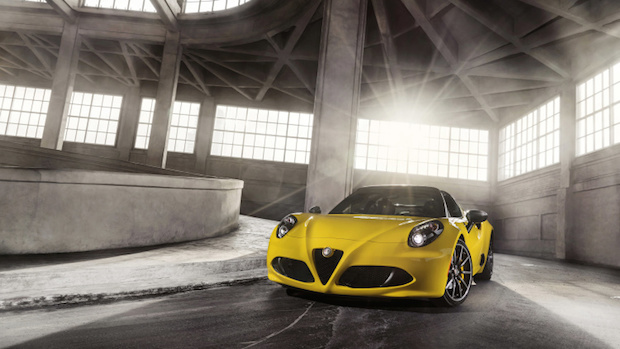 2015-alfa-romeo-4c-spider-05-1