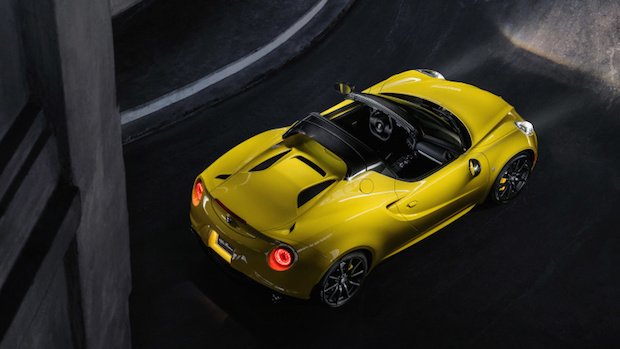 2015-alfa-romeo-4c-spider-16-1