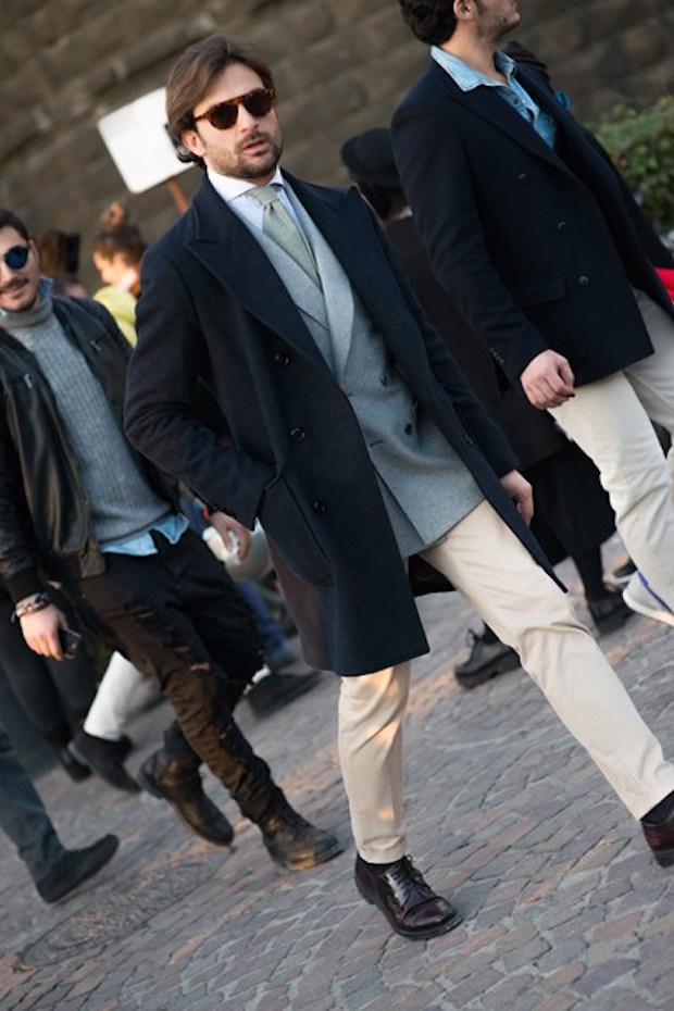 Pitti-Street-Style-Day3-30-GQ_16Jan15_robertspangle_b_426x639