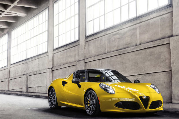 Conheça o Alfa Romeo 4C Spider