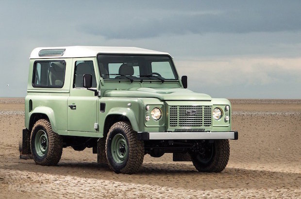 land-rover-defender-_800x0w