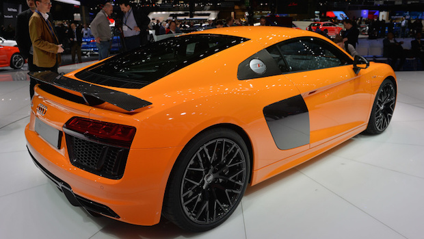 02-2016-audi-r8-geneva-1