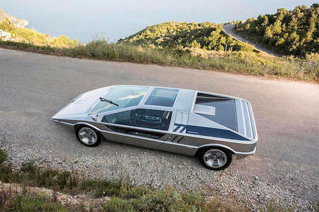 Maserati-Boomerang-3-el-hombre