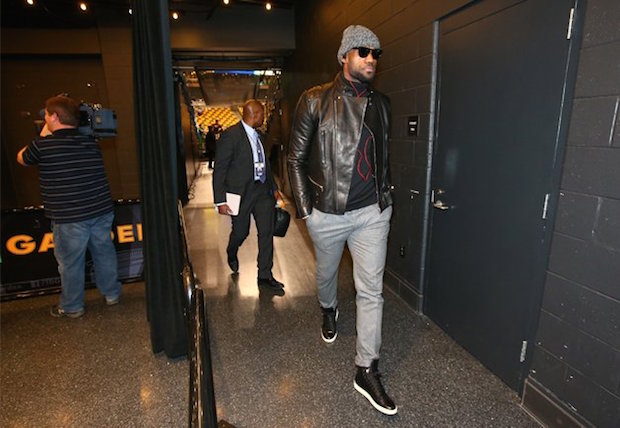 copilot-style-201506-1434641377475_lebron-james-02