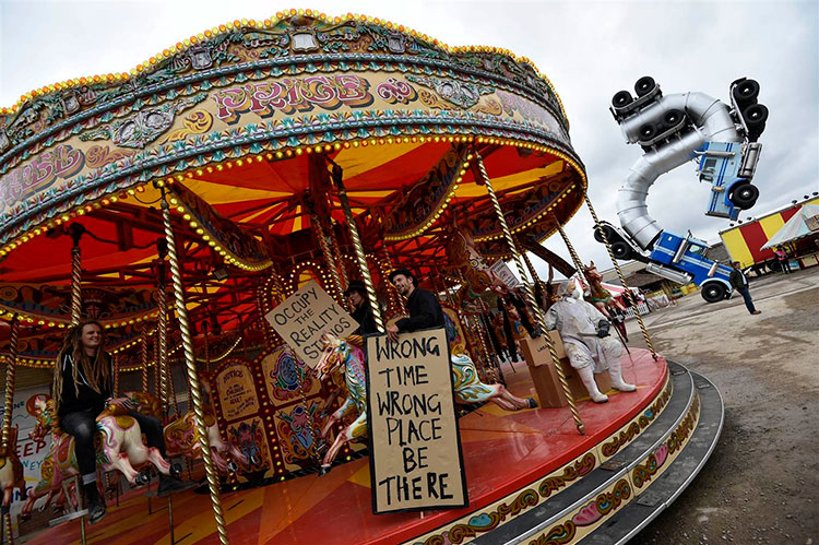 Dismaland-el-hombre