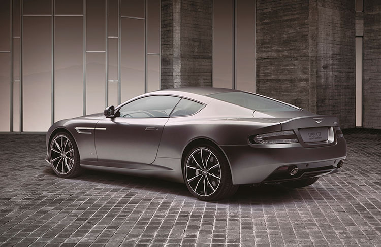 aston-martin-bond-db9-gt-2-el-hombre