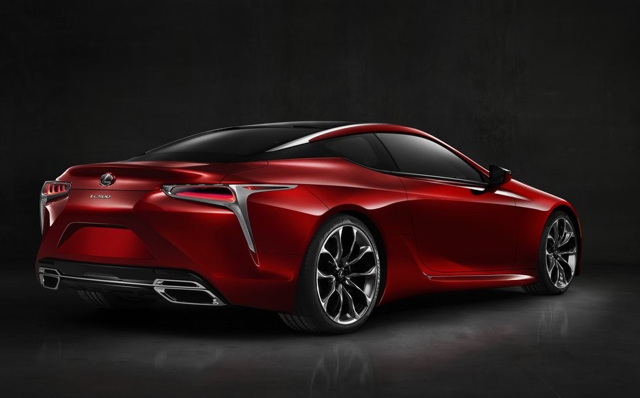 Lexus-LC-500-13-900x560