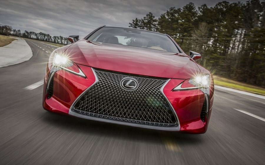 Lexus-LC-500-3-900x560