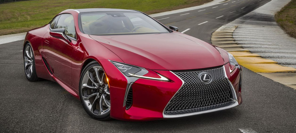 A Lexus é entediante? O LC500 definitivamente vai acabar com essa história