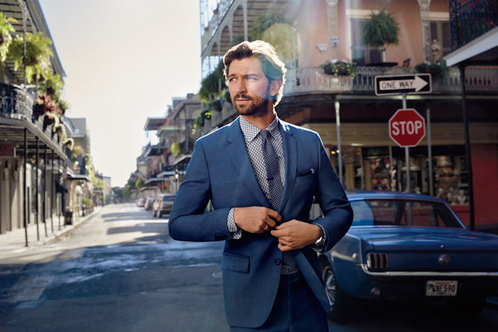 Aprenda a usar terno azul com o Daario Naharis de “Game of Thrones”