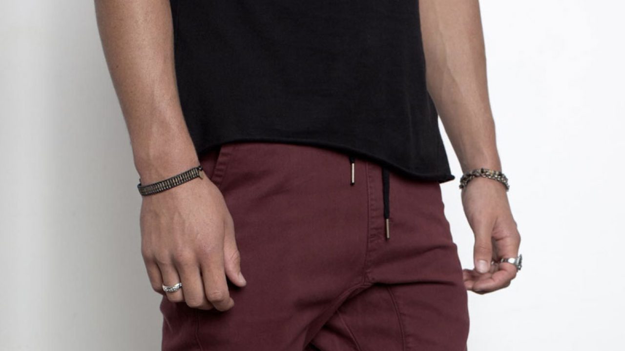 calça vinho
