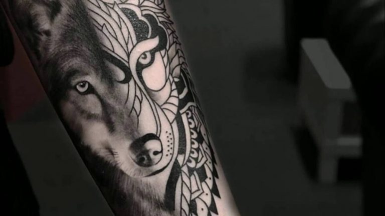 Tatuagem de lobo