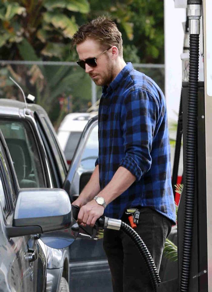 Ryan Gosling look casual