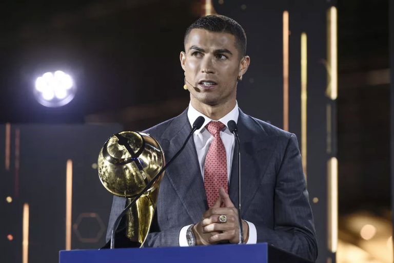 cristiano ronaldo melhor jogador do Século