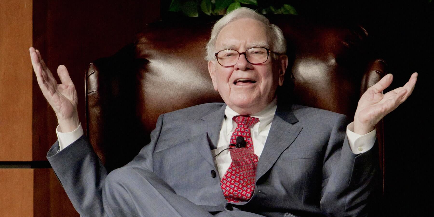 Aos 94 anos e dono de US$ 168 bilhões, Warren Buffett anuncia aposentadoria
