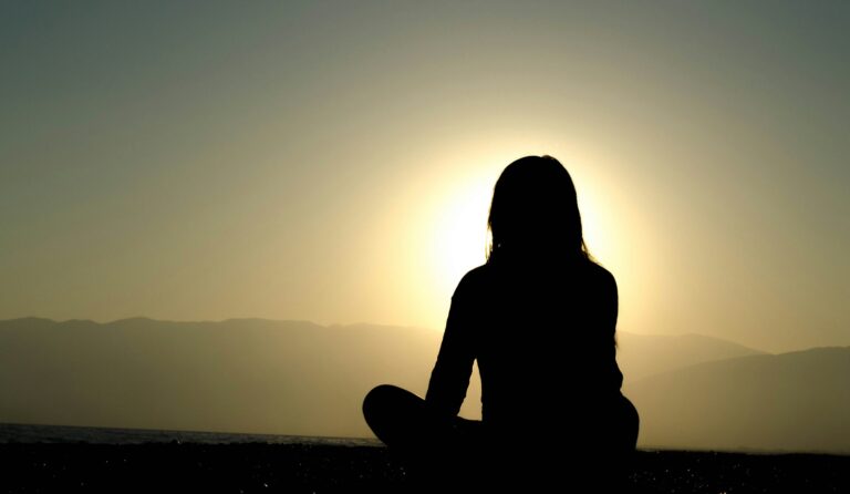 Os Benefícios Surpreendentes da Meditação para a Saúde Mental