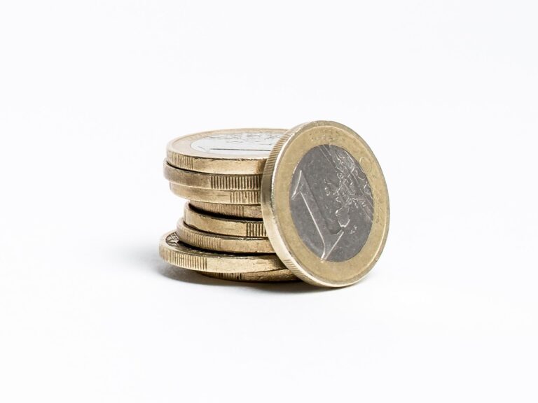 Dicas Práticas para Economizar Dinheiro nas Compras Online