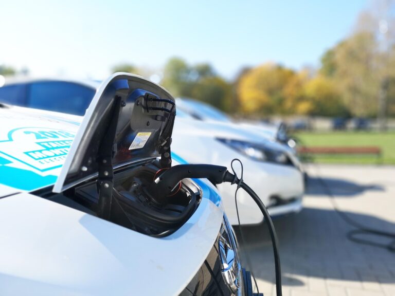 Revolução Elétrica: Impacto dos Carros Elétricos no Brasil