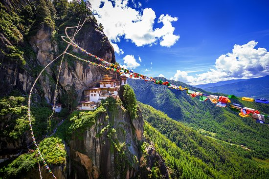 Descubra as Maravilhas de Bhutan: O Último Reino do Himalaia