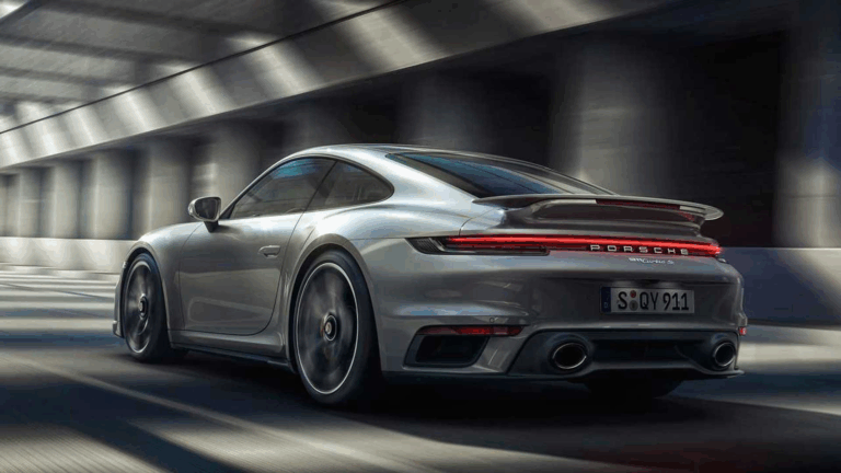 Porsche 911 Turbo S: O Ícone da Performance e Luxo