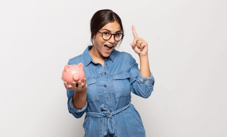 Estratégias para Economizar Dinheiro e Enriquecer em 2024