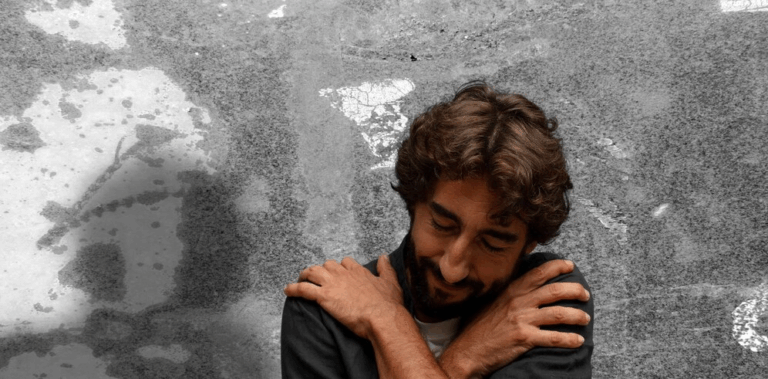 Como a Vulnerabilidade Redefine o Comportamento Masculino
