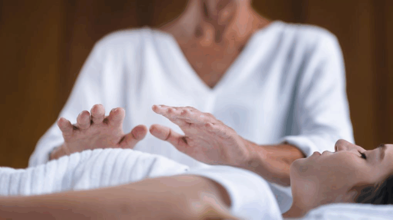 Descubra o Poder Transformador do Reiki na Vida Moderna