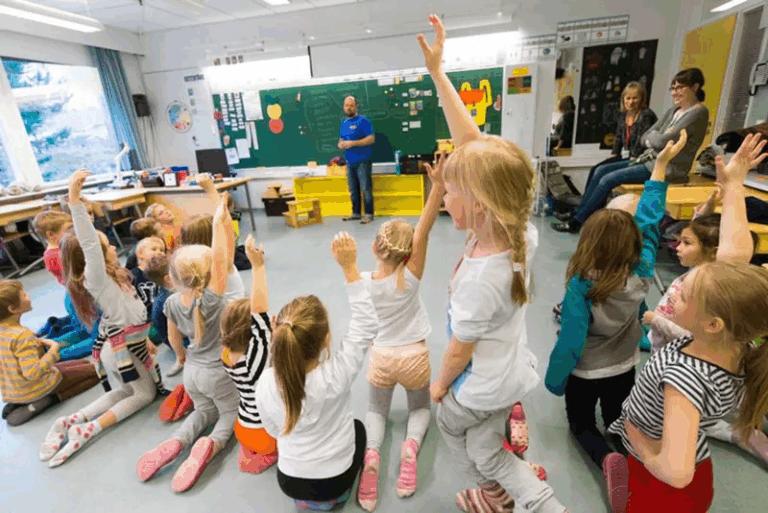 Inovação na Educação: Descubra o Sucesso da Finlândia