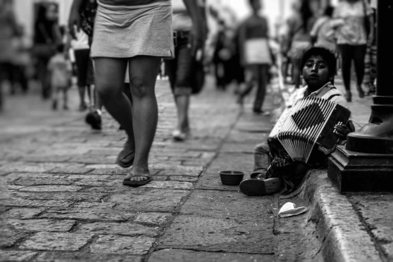Direitos Humanos e Desigualdade: Um Olhar Atual
