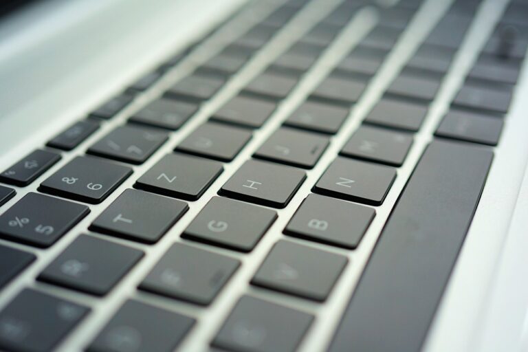 Como o Minimalismo Digital Pode Transformar Sua Vida