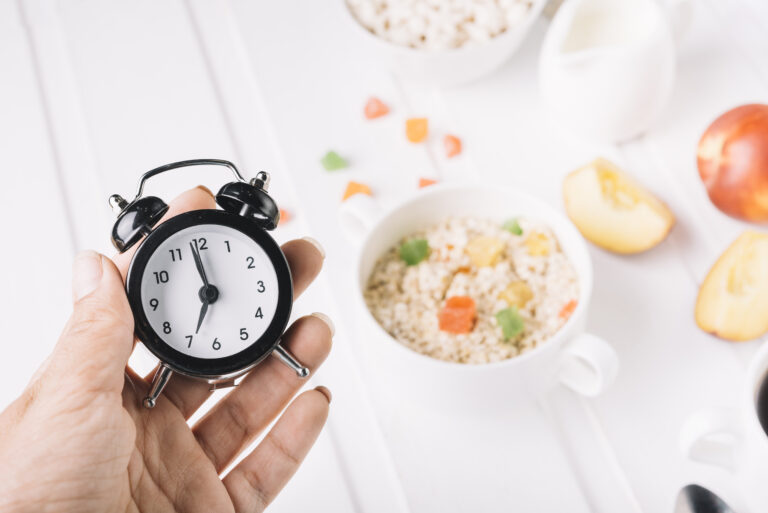Dieta Intermitente: Benefícios para Homens Modernos