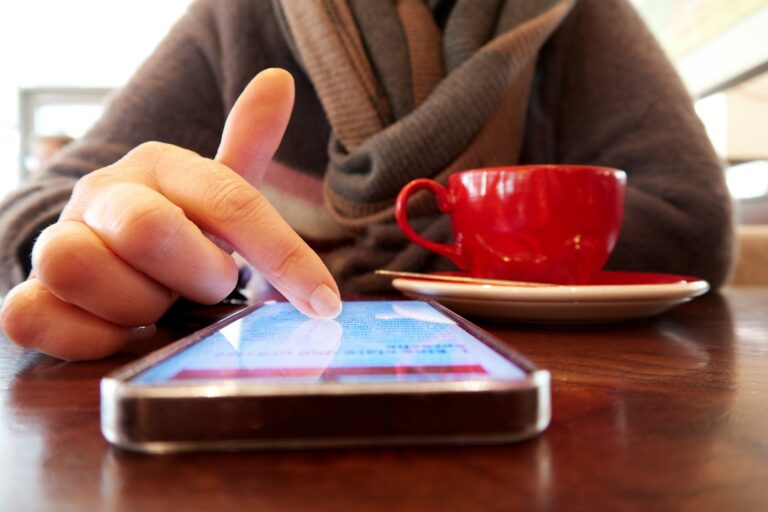 Como a Tecnologia Está Transformando a Vida Social