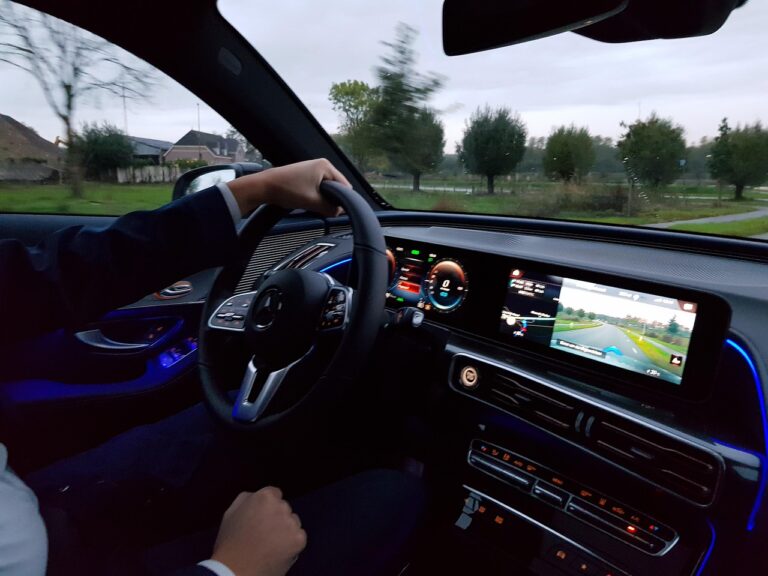 Carros Elétricos: Inovações que Estão Transformando o Mercado