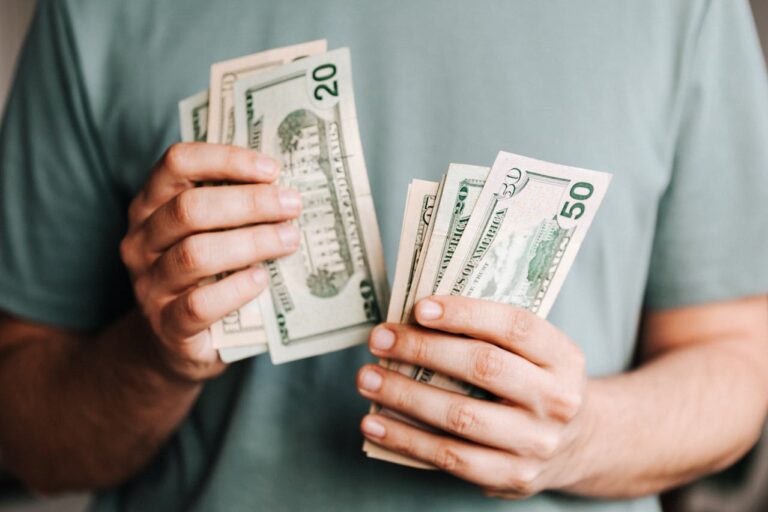 Dicas Poderosas para Melhorar sua Saúde Financeira