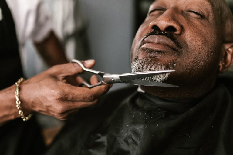 Tendências de Cuidados com a Barba e Pele Masculina