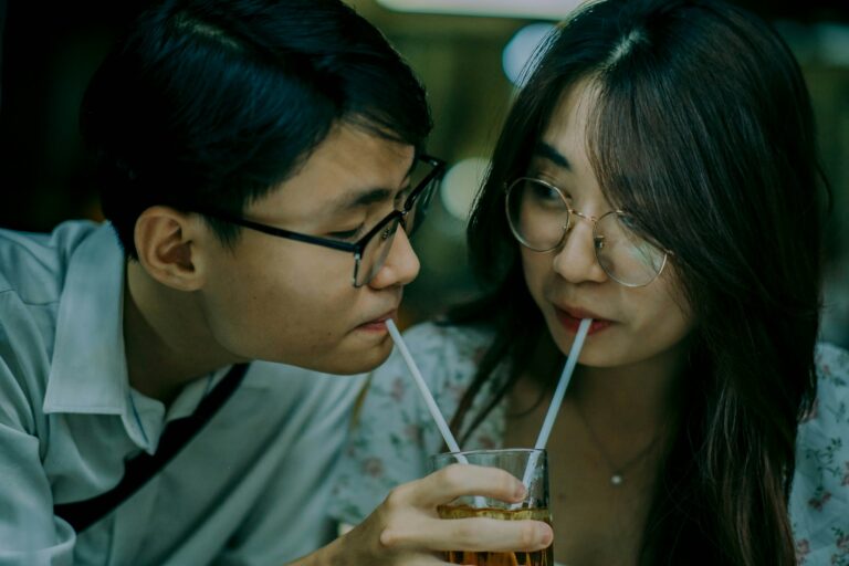 A Ascensão do Slow Dating: Como a Calma está Transformando Relacionamentos